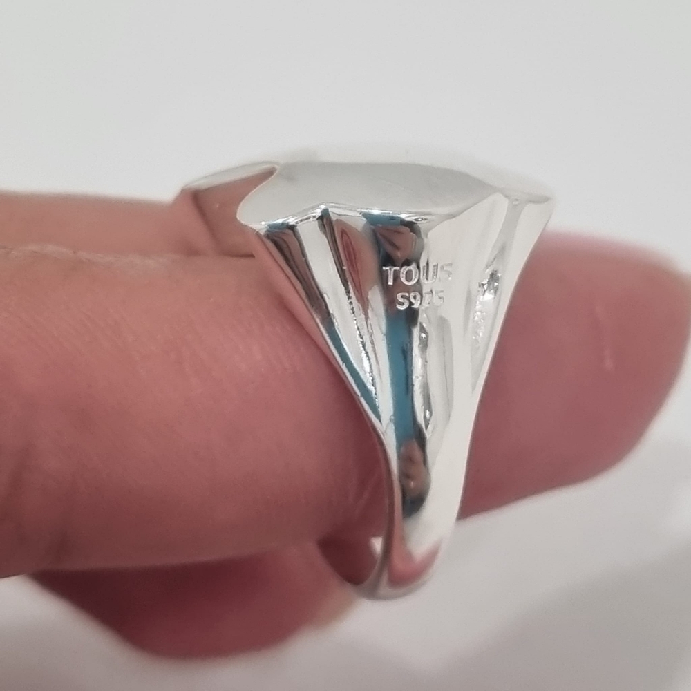 Tous Silver Bold Motif Bear Signet Ring Size 6.25 - Picture 7 of 15